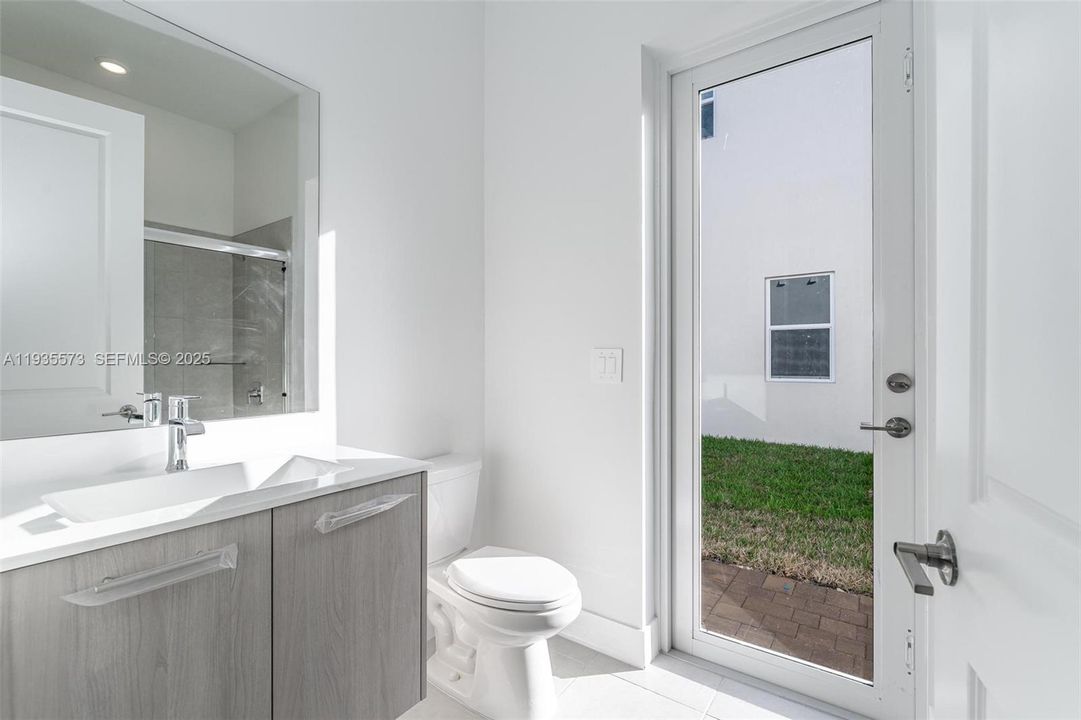 En Venta: $1,450,000 (4 camas, 3 baños, 2952 Pies cuadrados)