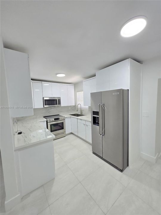 En Renta: $5,500 (5 camas, 3 baños, 1894 Pies cuadrados)