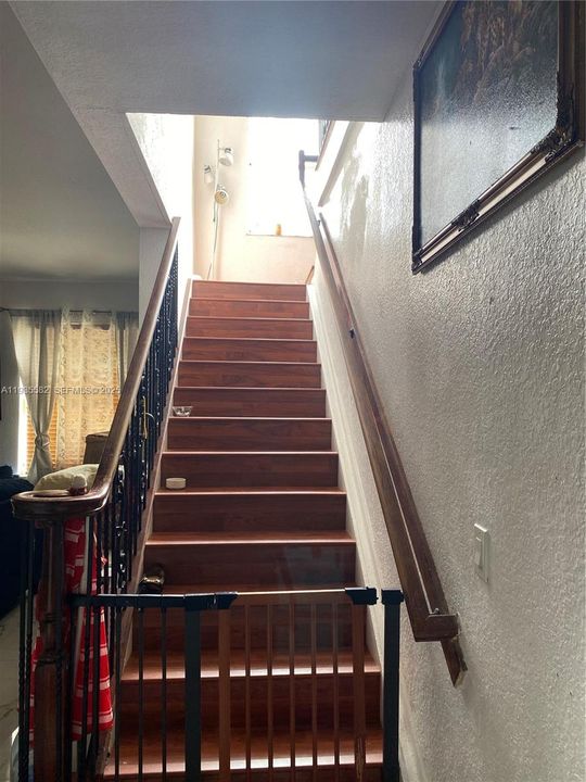 En Renta: $2,800 (3 camas, 2 baños, 2147 Pies cuadrados)