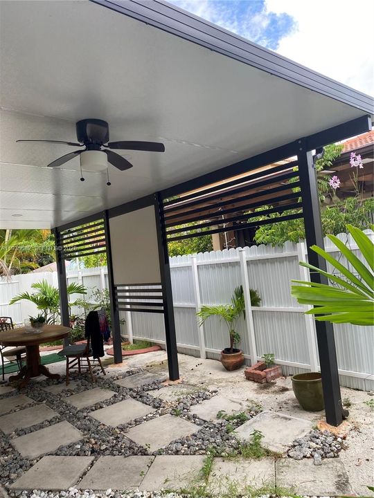 En Renta: $2,800 (3 camas, 2 baños, 2147 Pies cuadrados)