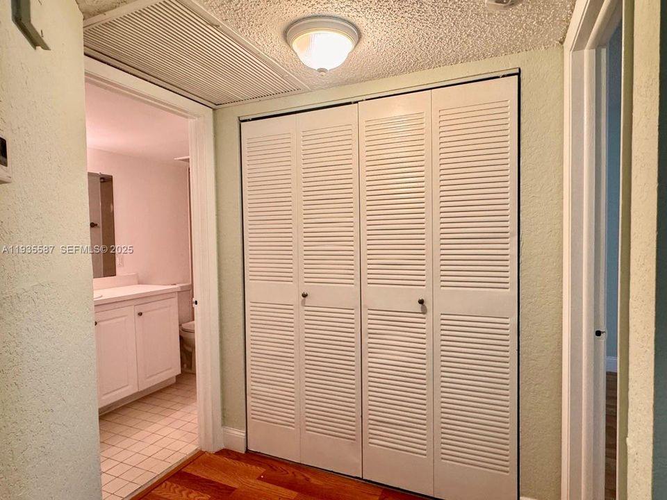 En Renta: $1,900 (1 camas, 1 baños, 810 Pies cuadrados)