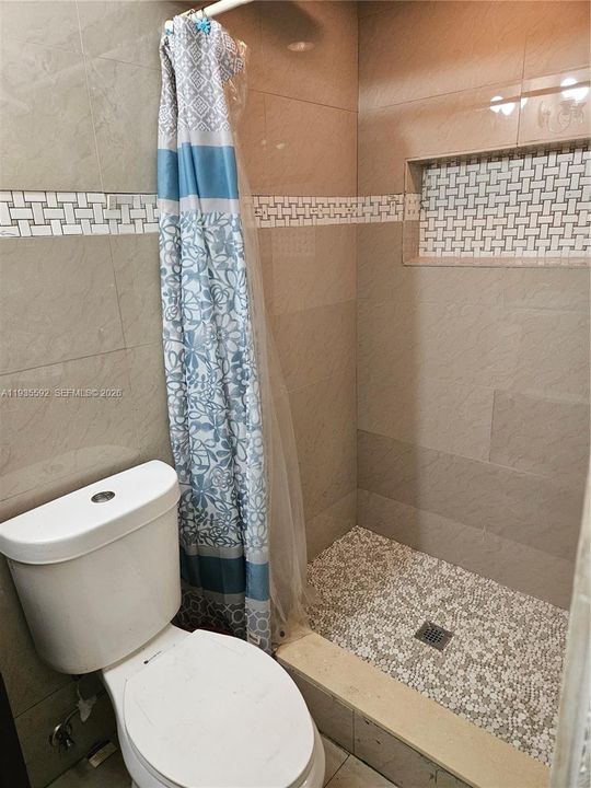 For Rent: $3,500 (3 beds, 2 baths, 1151 Square Feet)