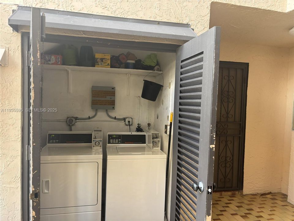 В аренду: $1,800 (1 спален, 1 ванн, 521 Квадратных фут)