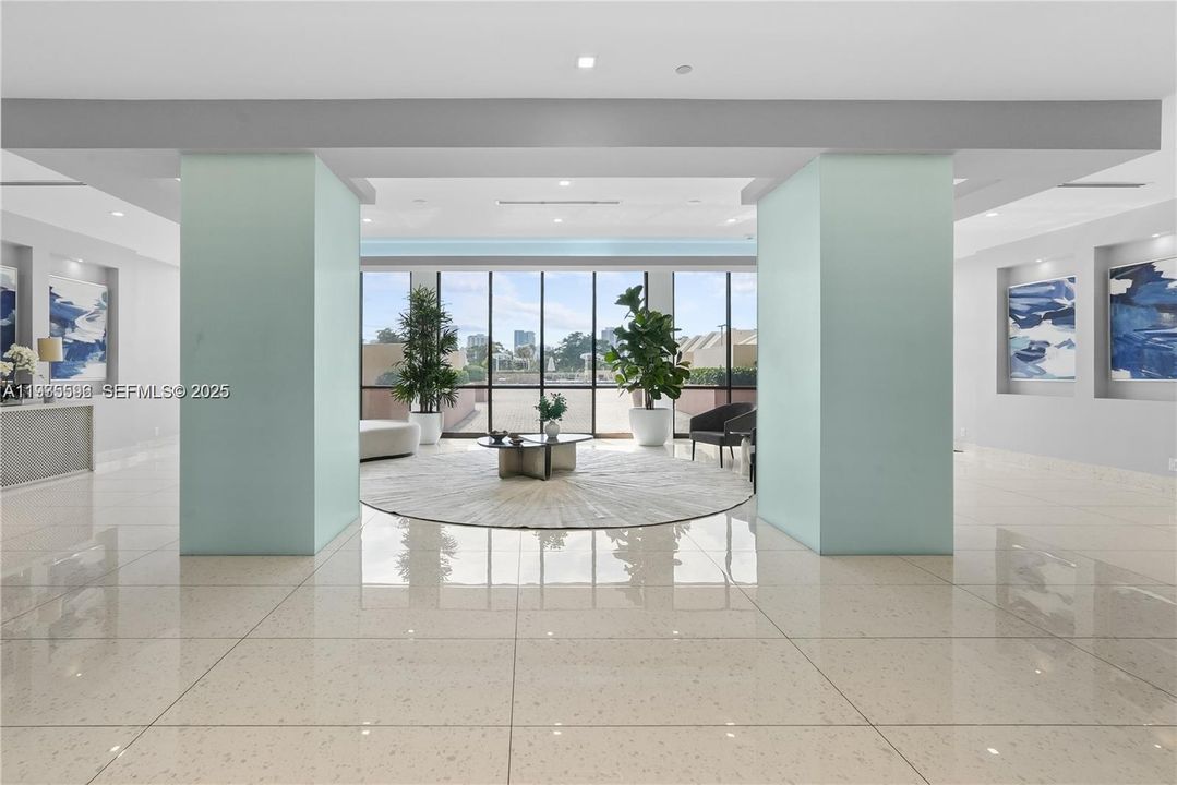 For Sale: $399,000 (2 beds, 2 baths, 1313 Square Feet)