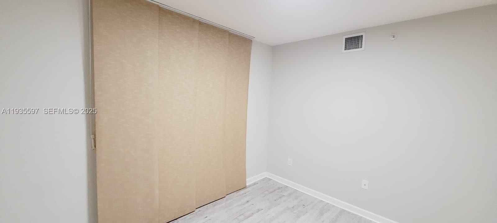 出租: $2,600 (2 贝兹, 1 浴室, 1500 平方英尺)