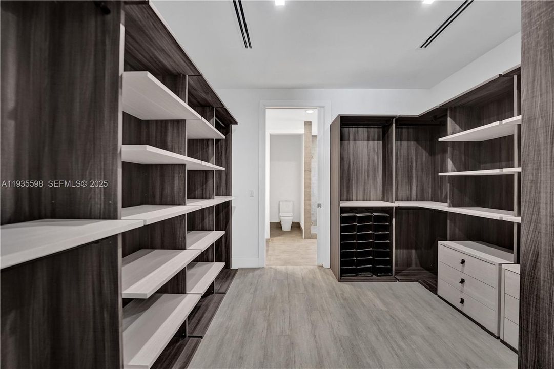 En Renta: $8,750 (3 camas, 2 baños, 2372 Pies cuadrados)