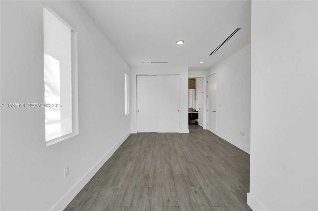 En Renta: $8,750 (3 camas, 2 baños, 2372 Pies cuadrados)