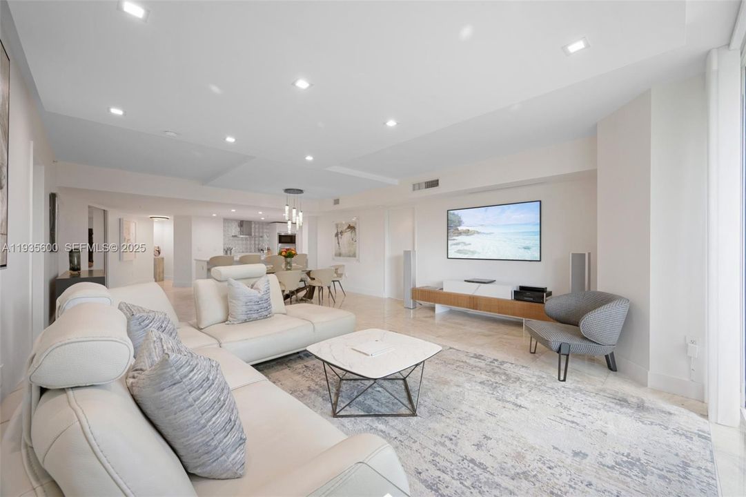 待售: $1,270,000 (3 贝兹, 4 浴室, 2239 平方英尺)