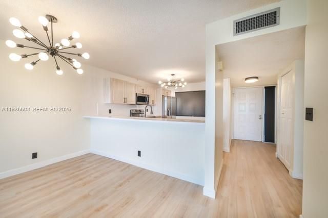 En Renta: $2,390 (2 camas, 2 baños, 1350 Pies cuadrados)