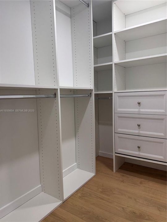 For Sale: $619,000 (3 beds, 2 baths, 1238 Square Feet)