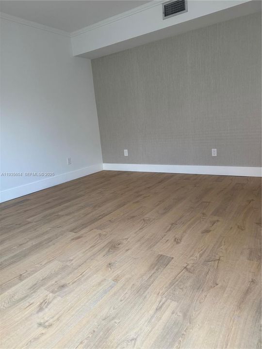 For Sale: $619,000 (3 beds, 2 baths, 1238 Square Feet)