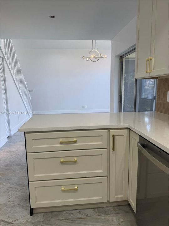 For Sale: $619,000 (3 beds, 2 baths, 1238 Square Feet)