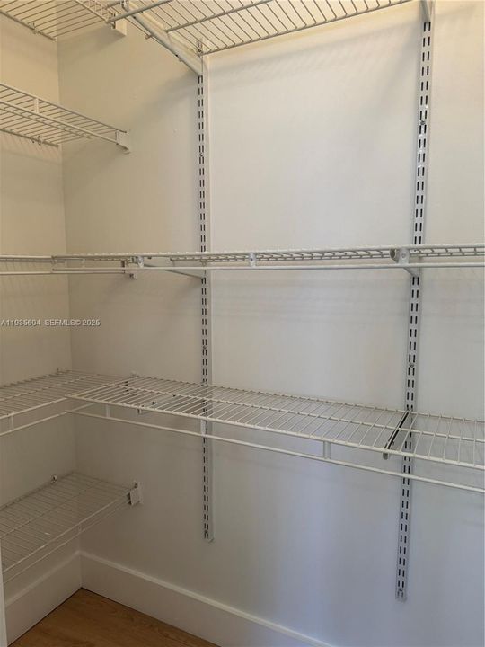 For Sale: $619,000 (3 beds, 2 baths, 1238 Square Feet)