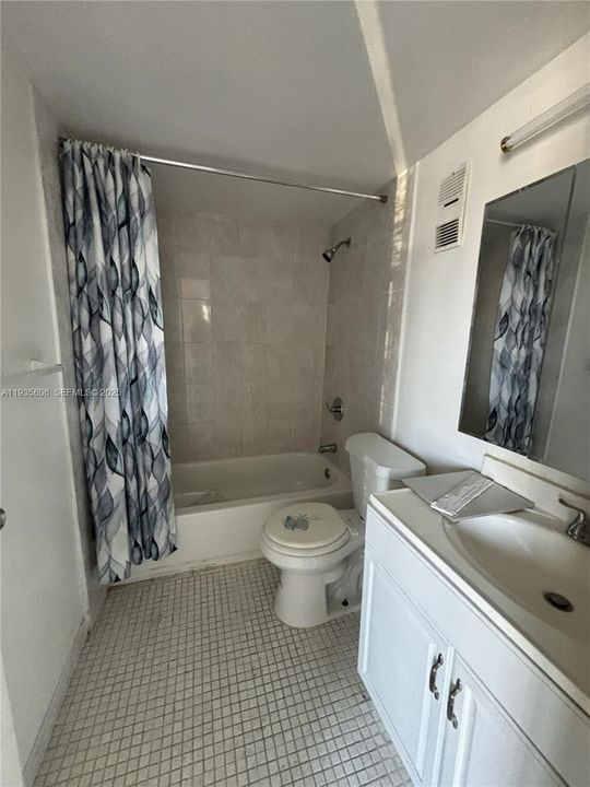 В аренду: $1,800 (1 спален, 1 ванн, 576 Квадратных фут)