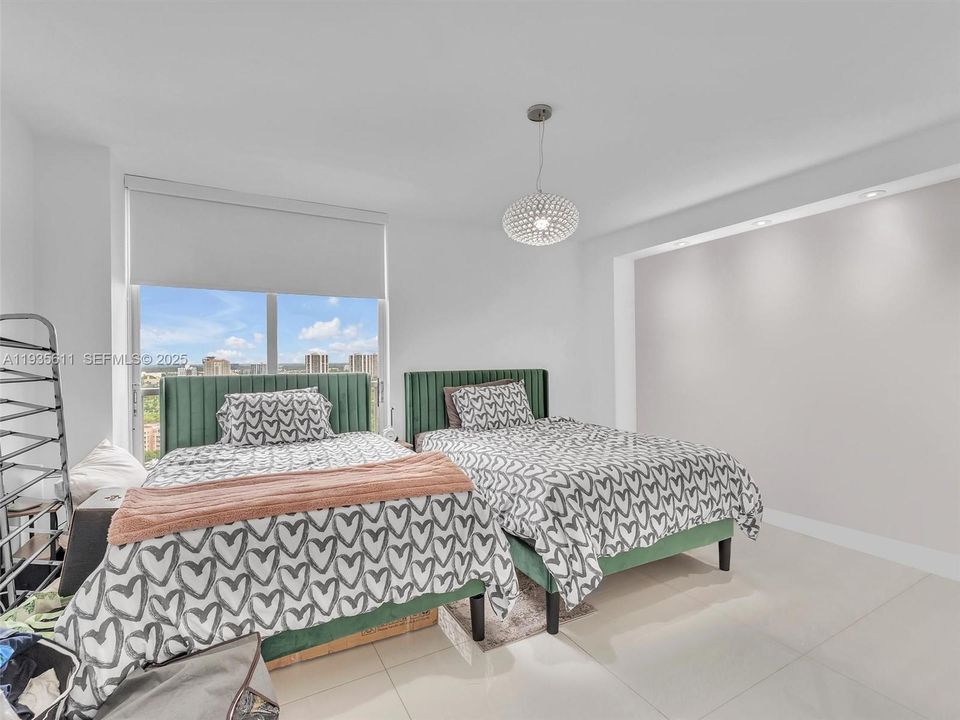 待售: $925,000 (2 贝兹, 2 浴室, 1887 平方英尺)