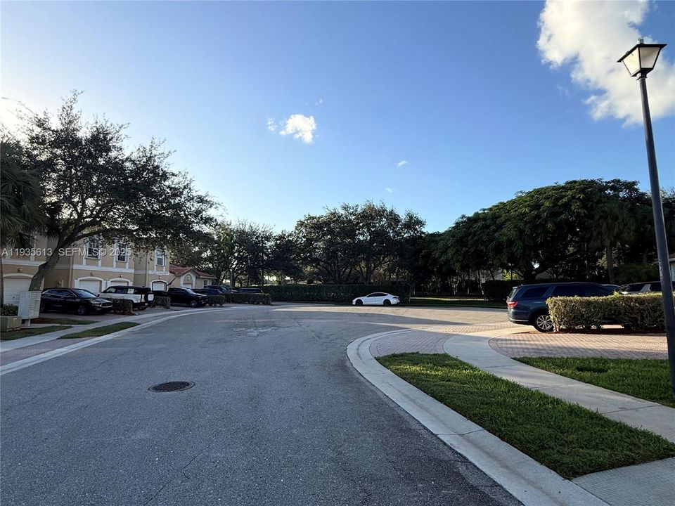 For Sale: $440,000 (3 beds, 2 baths, 1536 Square Feet)