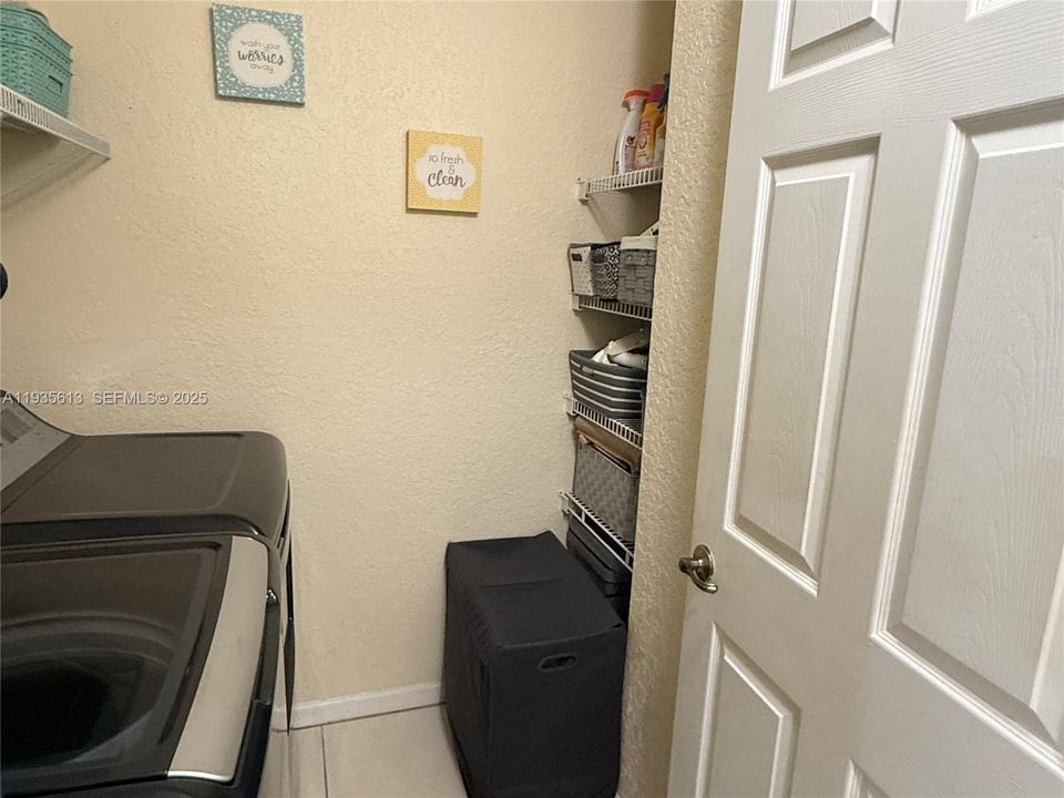 For Sale: $440,000 (3 beds, 2 baths, 1536 Square Feet)