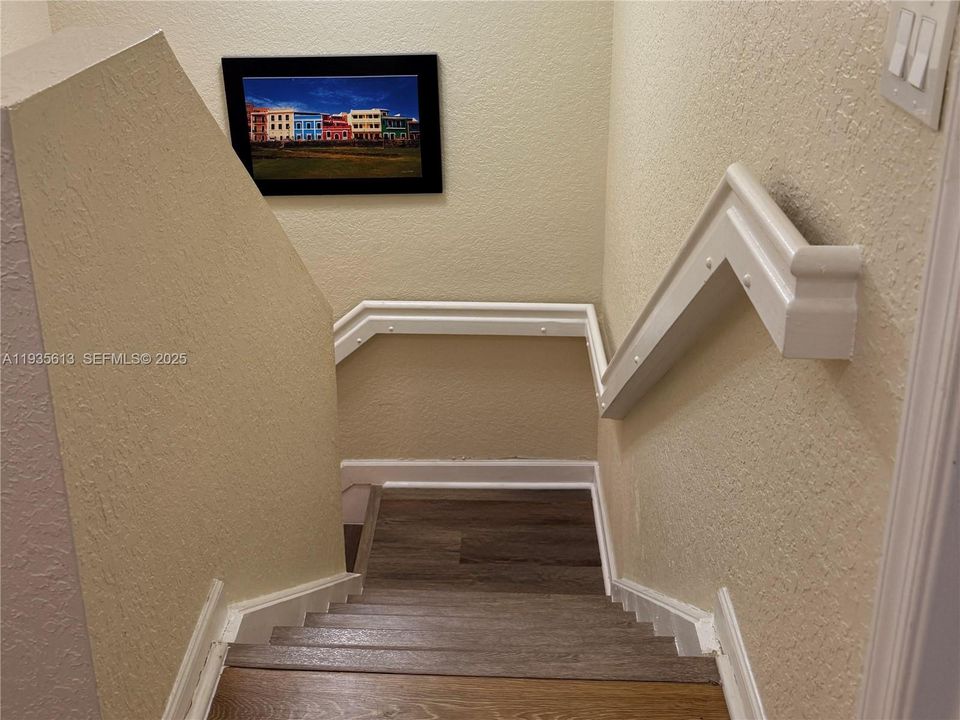 For Sale: $440,000 (3 beds, 2 baths, 1536 Square Feet)