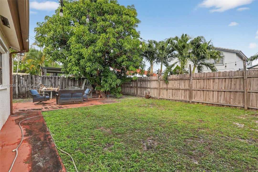 出租: $3,650 (3 贝兹, 2 浴室, 1444 平方英尺)