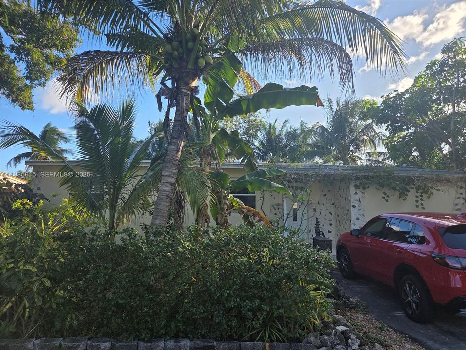 For Rent: $4,000 (2 beds, 2 baths, 1792 Square Feet)