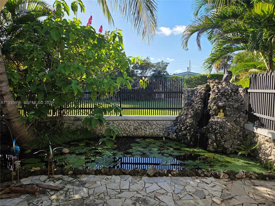 For Rent: $4,000 (2 beds, 2 baths, 1792 Square Feet)