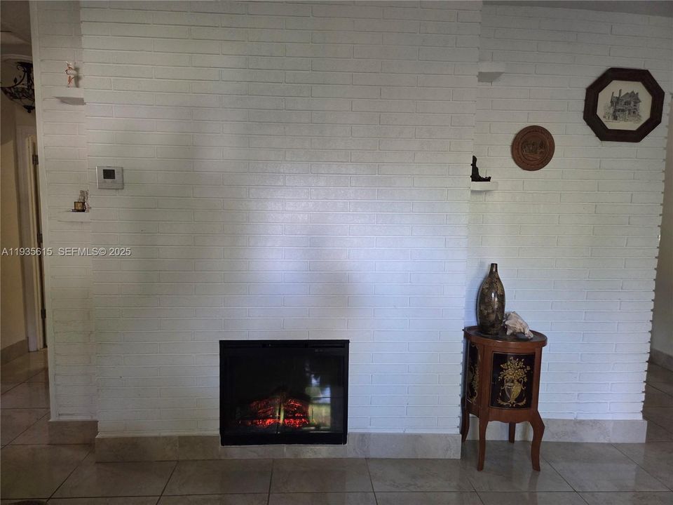 For Rent: $4,000 (2 beds, 2 baths, 1792 Square Feet)