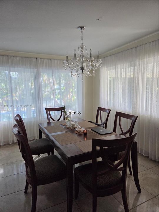 For Rent: $4,000 (2 beds, 2 baths, 1792 Square Feet)