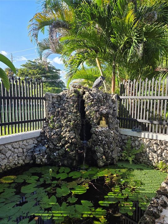 For Rent: $4,000 (2 beds, 2 baths, 1792 Square Feet)