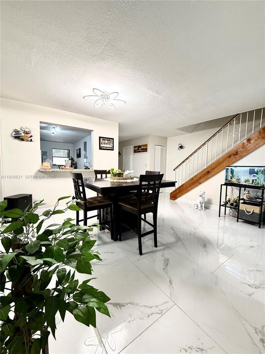 For Sale: $548,000 (3 beds, 2 baths, 1870 Square Feet)