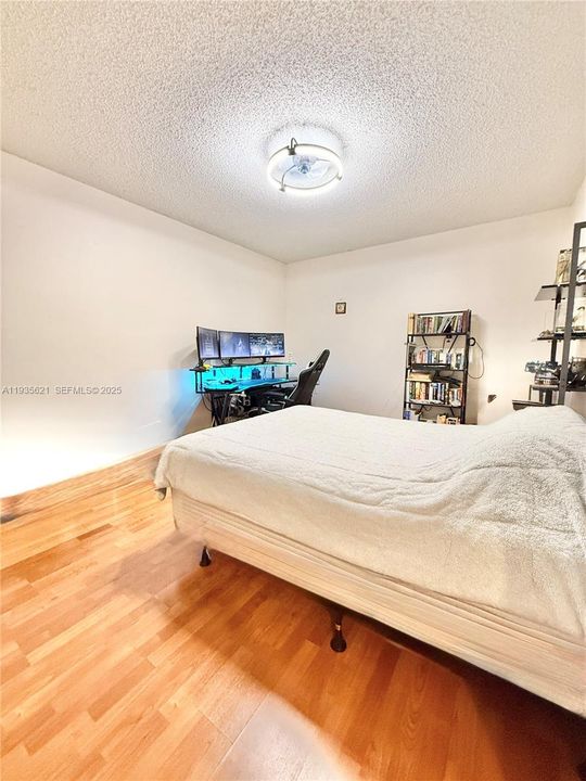 For Sale: $548,000 (3 beds, 2 baths, 1870 Square Feet)