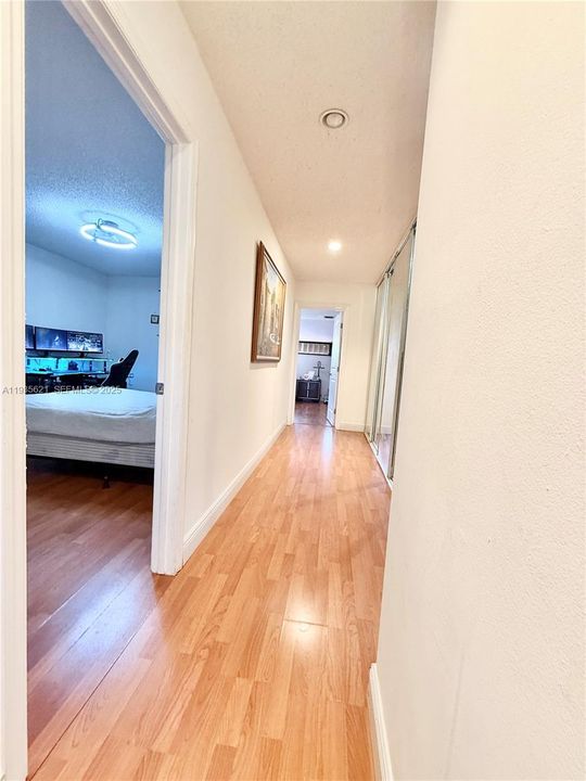 For Sale: $548,000 (3 beds, 2 baths, 1870 Square Feet)