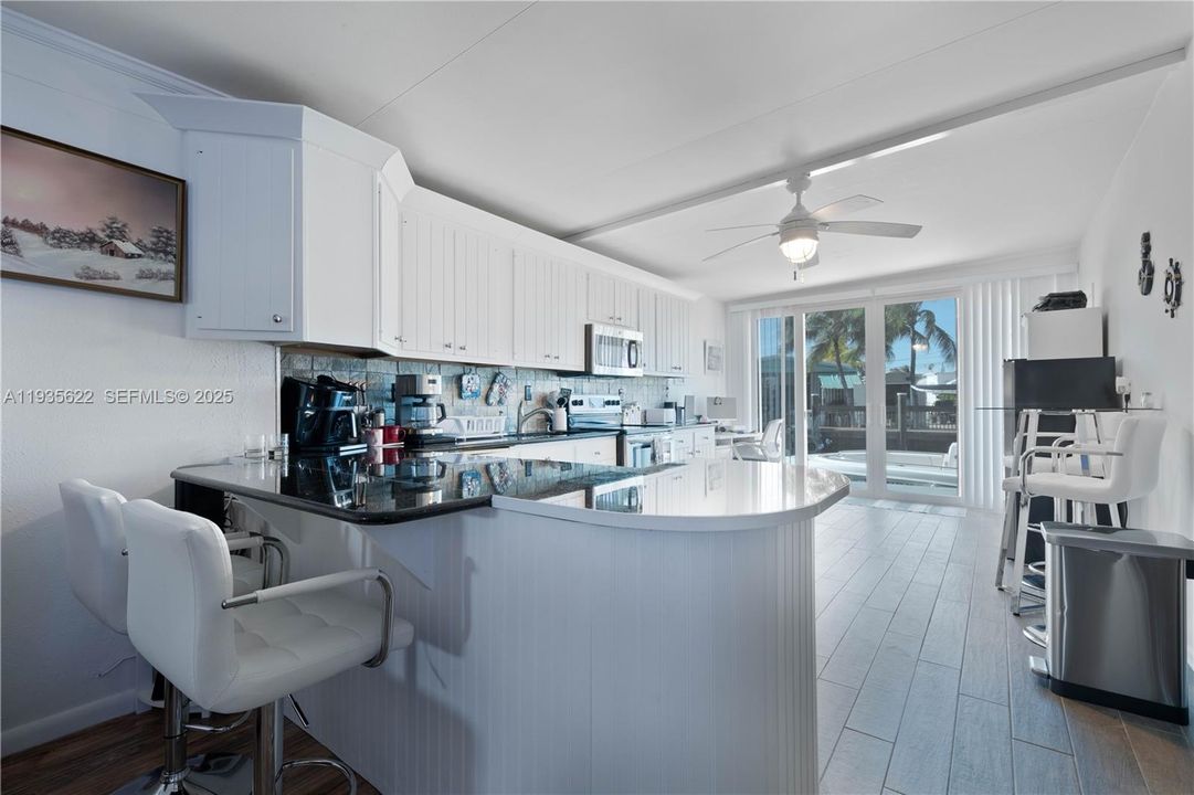 En Venta: $275,000 (3 camas, 2 baños, 0 Pies cuadrados)