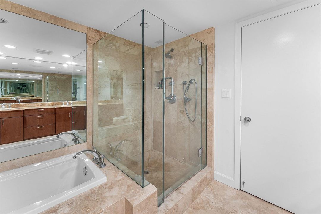 Separate Tub and Shower