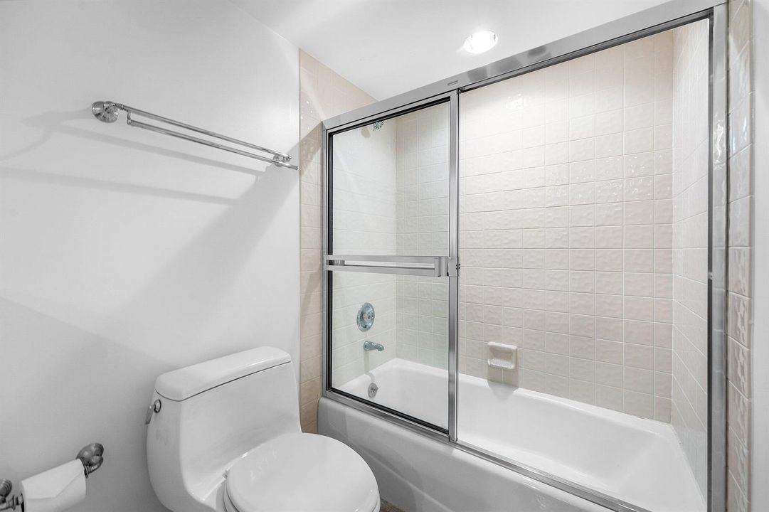 Tub/Shower Combo