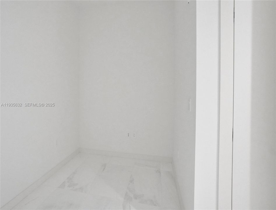 На продажу: $5,950,000 (4 спален, 5 ванн, 3214 Квадратных фут)