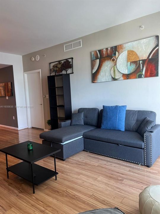 En Renta: $2,900 (1 camas, 1 baños, 806 Pies cuadrados)