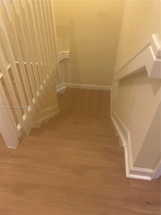 В аренду: $4,500 (4 спален, 3 ванн, 1714 Квадратных фут)