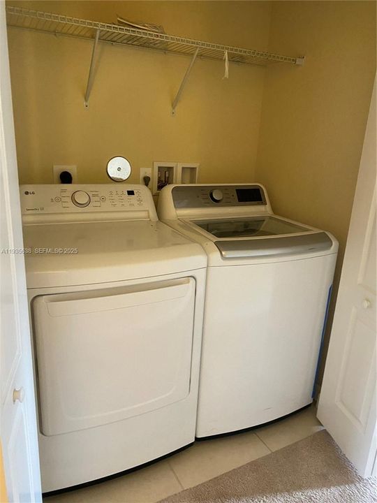 В аренду: $4,500 (4 спален, 3 ванн, 1714 Квадратных фут)