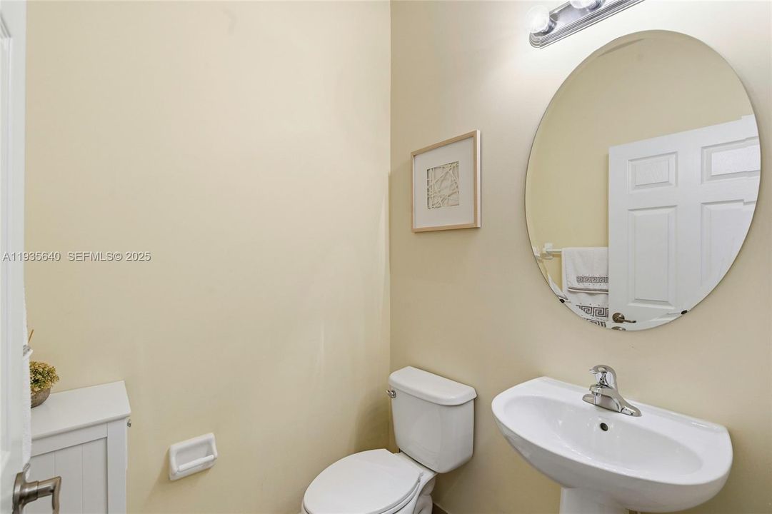 For Rent: $3,300 (3 beds, 2 baths, 1742 Square Feet)