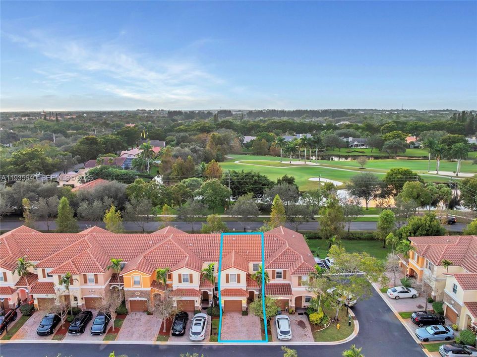 For Rent: $3,300 (3 beds, 2 baths, 1742 Square Feet)