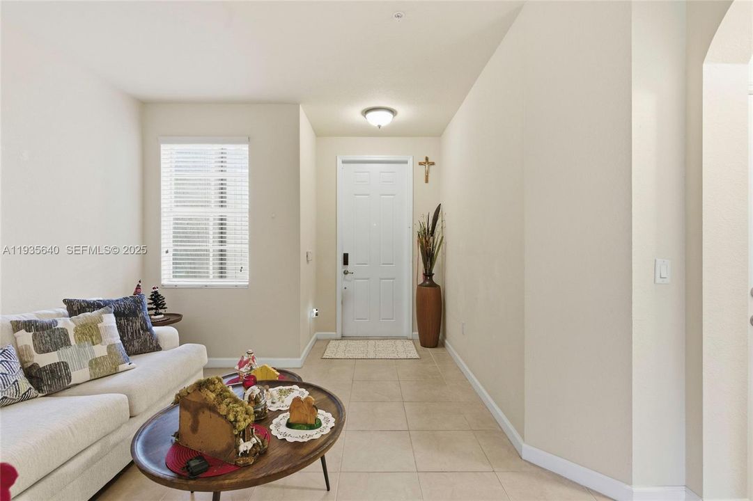 For Rent: $3,300 (3 beds, 2 baths, 1742 Square Feet)