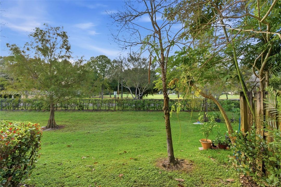 For Rent: $3,300 (3 beds, 2 baths, 1742 Square Feet)