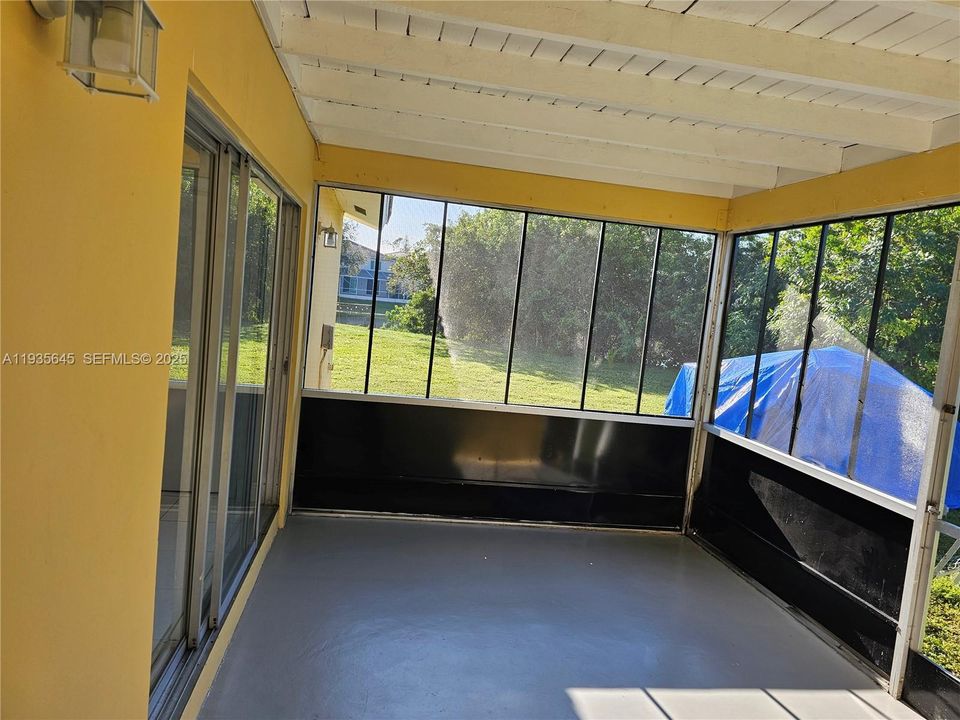 В аренду: $2,650 (2 спален, 2 ванн, 1525 Квадратных фут)