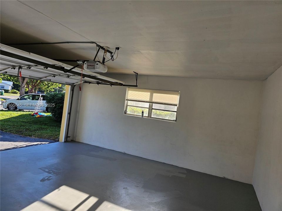 В аренду: $2,650 (2 спален, 2 ванн, 1525 Квадратных фут)