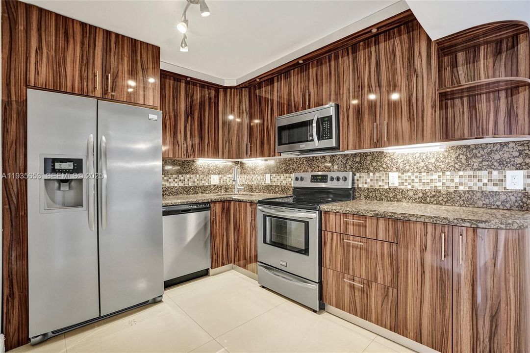 En Renta: $2,850 (2 camas, 2 baños, 1280 Pies cuadrados)