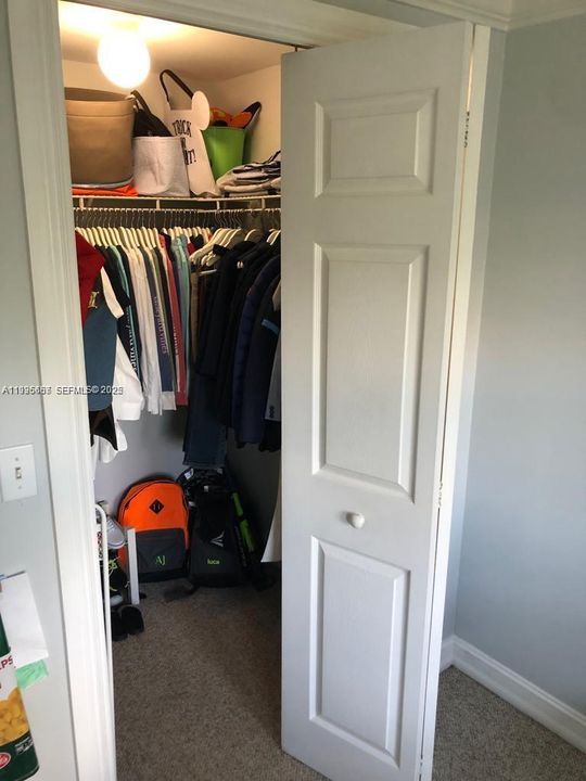 For Rent: $5,300 (3 beds, 2 baths, 1427 Square Feet)