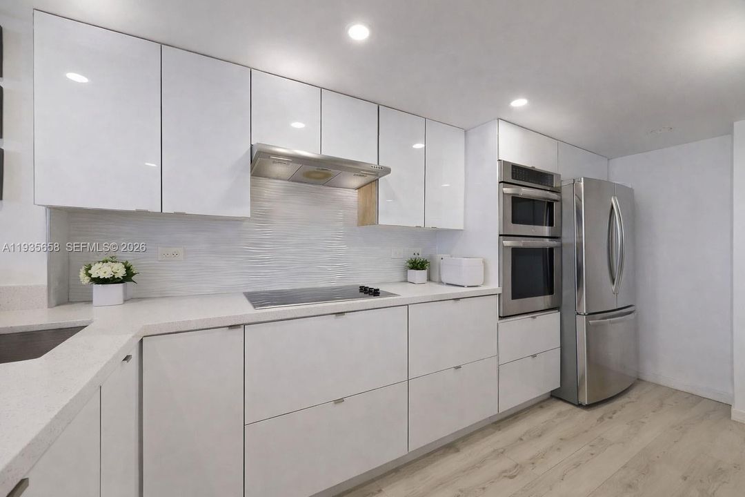 На продажу: $659,000 (3 спален, 3 ванн, 1390 Квадратных фут)