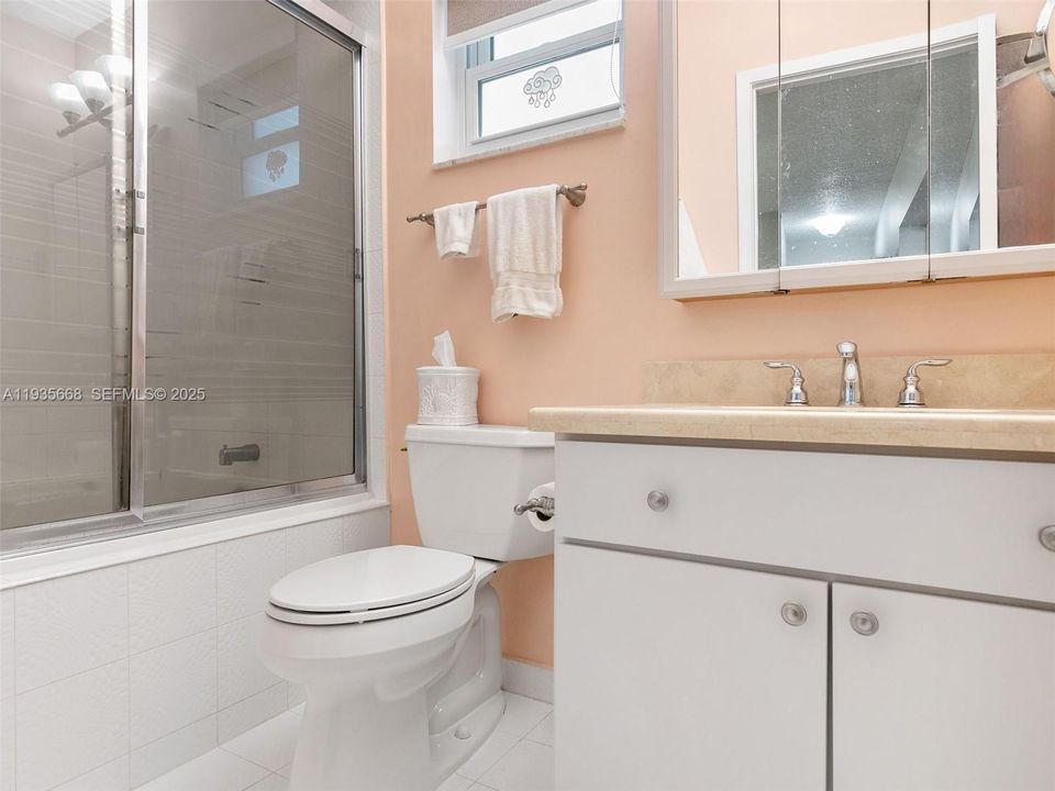 For Sale: $700,000 (3 beds, 2 baths, 2017 Square Feet)