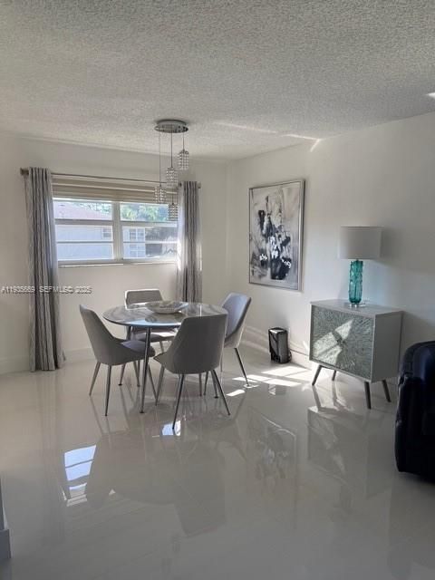 En Venta: $189,900 (2 camas, 0 baños, 1170 Pies cuadrados)