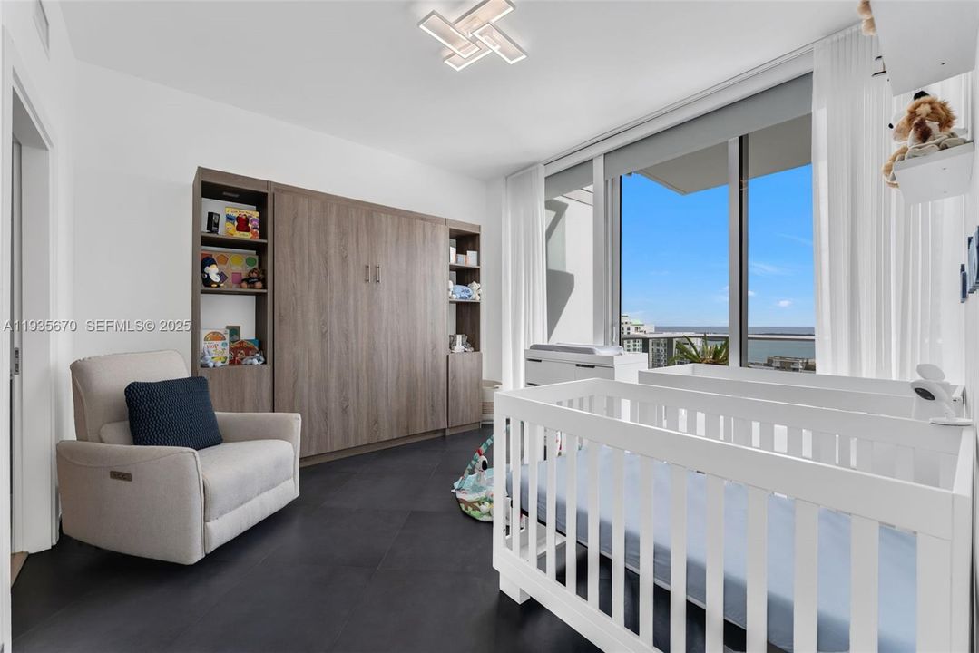 В аренду: $7,900 (2 спален, 2 ванн, 1500 Квадратных фут)